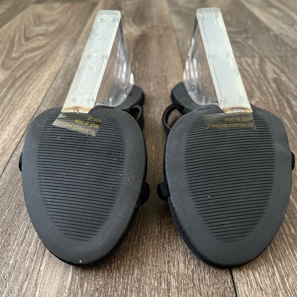 Wild Diva Wedge Sandal - Picture 12 of 12